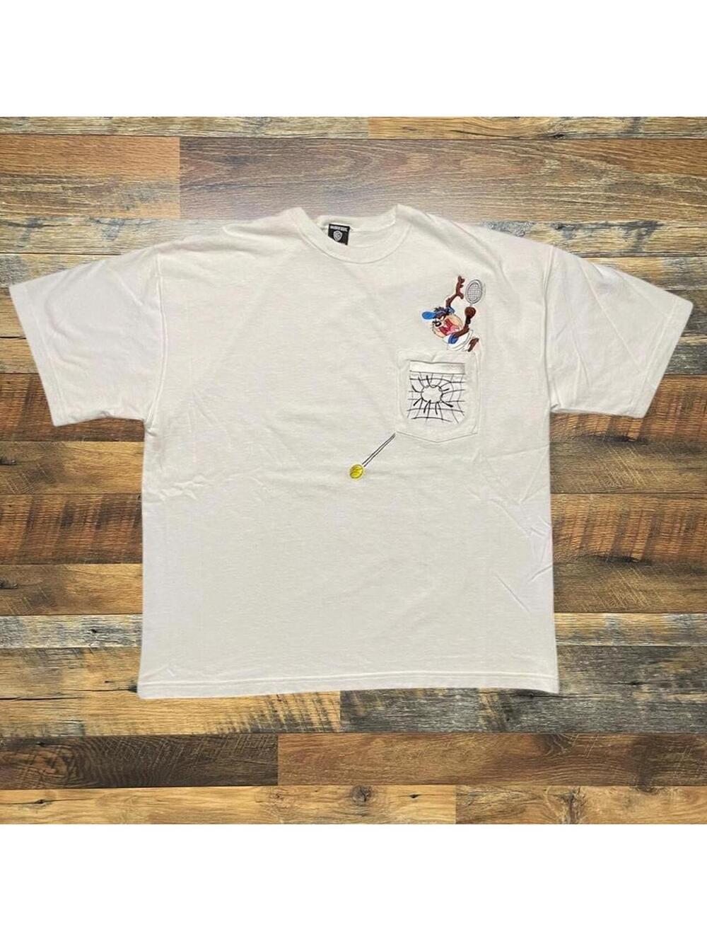 Vintage 1996 Tennis Tasmanian Devil Taz Warner Bros Pocket T-Shirt Size XL